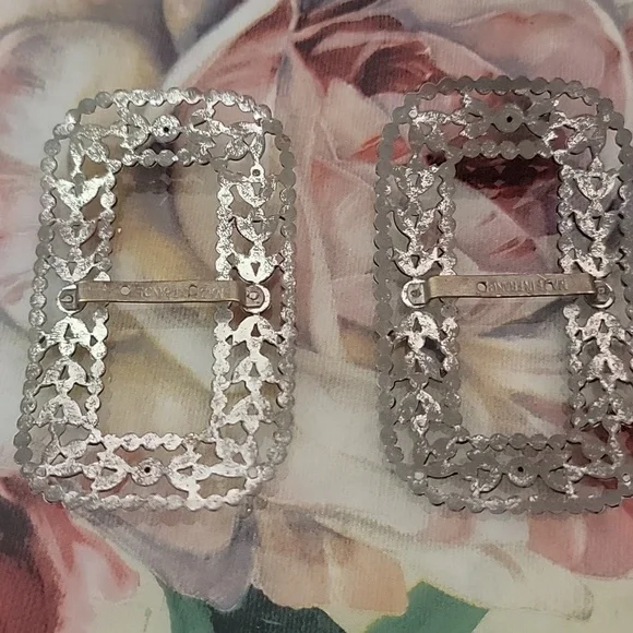 MADE IN FRANCE SILVERTONE SHOE CLIPS BUCKLES. - Picture 2 of 5